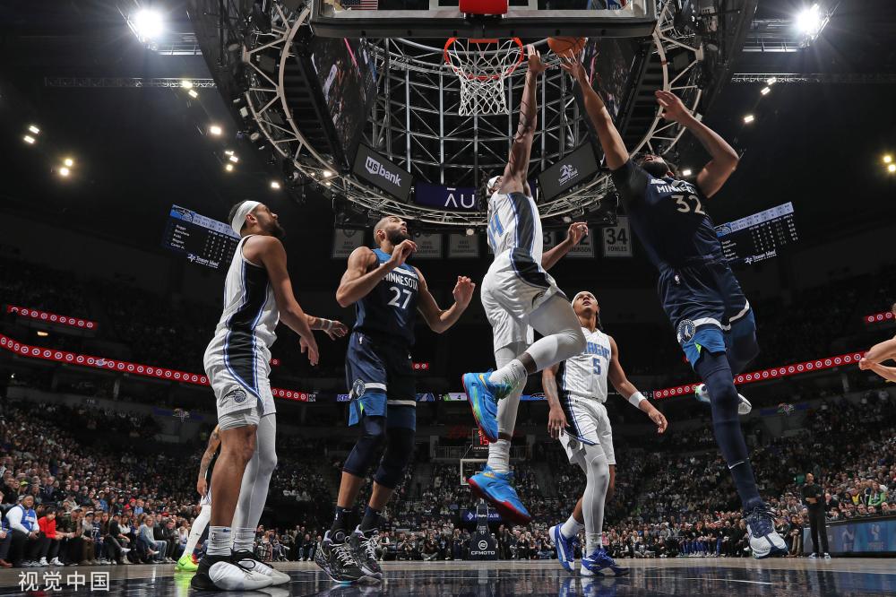 尼奥的带领 尼奥的带领