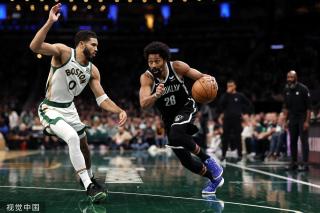 A季后赛中 A季后赛中